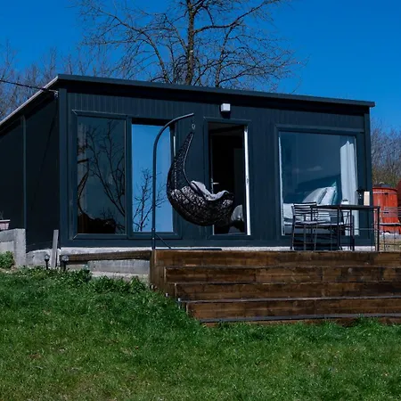 Holiday home Sauna Retreat Zabari, *